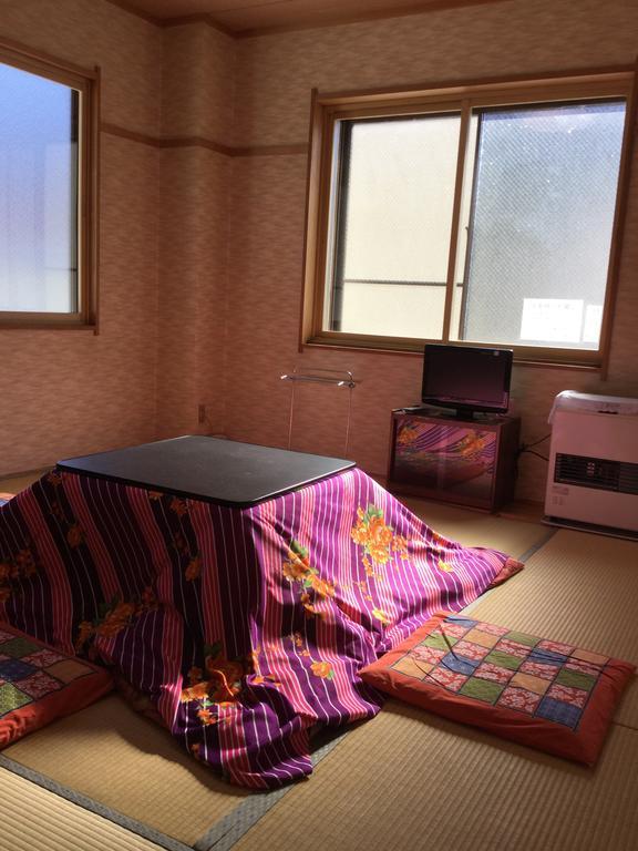 Onsen Minshuku Yutakaya Otel Yuzawa  Oda fotoğraf